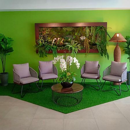H Boutique Hotel Xplorer Loke Yew Kuala Lumpur Dış mekan fotoğraf