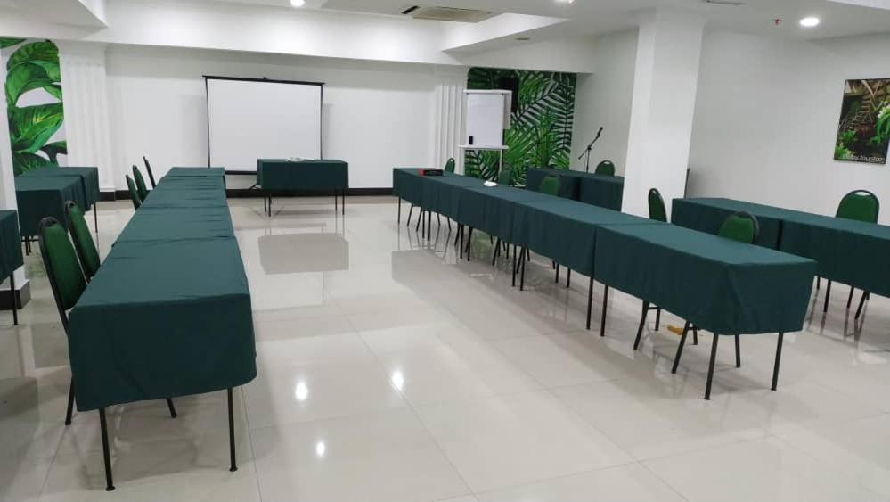H Boutique Hotel Xplorer Loke Yew Kuala Lumpur Dış mekan fotoğraf