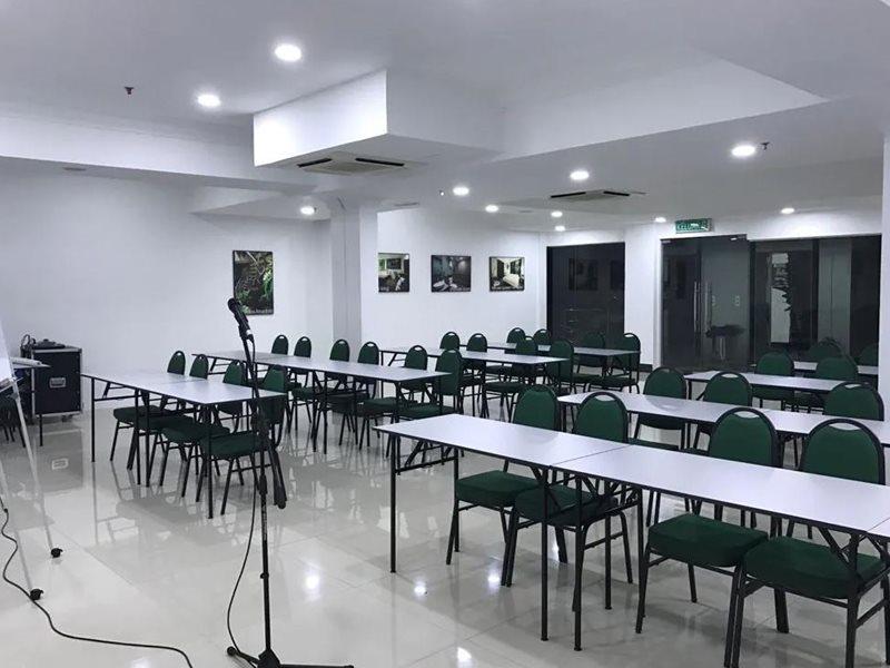 H Boutique Hotel Xplorer Loke Yew Kuala Lumpur Dış mekan fotoğraf