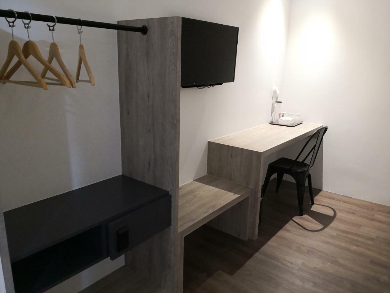H Boutique Hotel Xplorer Loke Yew Kuala Lumpur Dış mekan fotoğraf